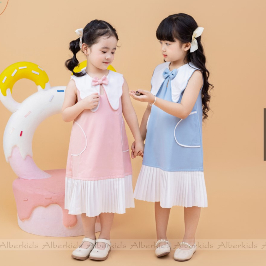 Đầm sát nách hồng/xanh cổ bèo phối chân xếp ly trắng cho bé gái [17kg - 42kg]_AlberKids