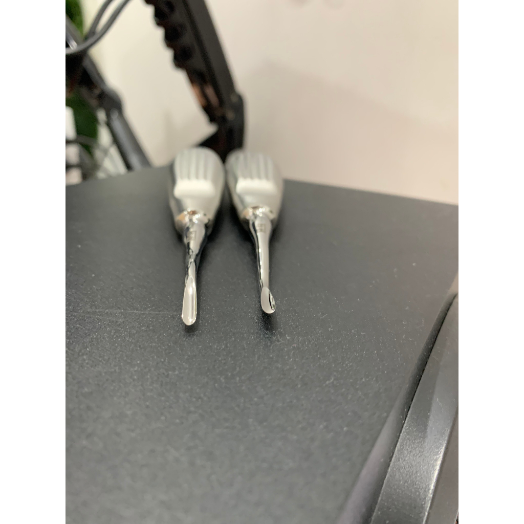 Vật Liệu Nha Khoa Cặp Bẩy Khuỷu