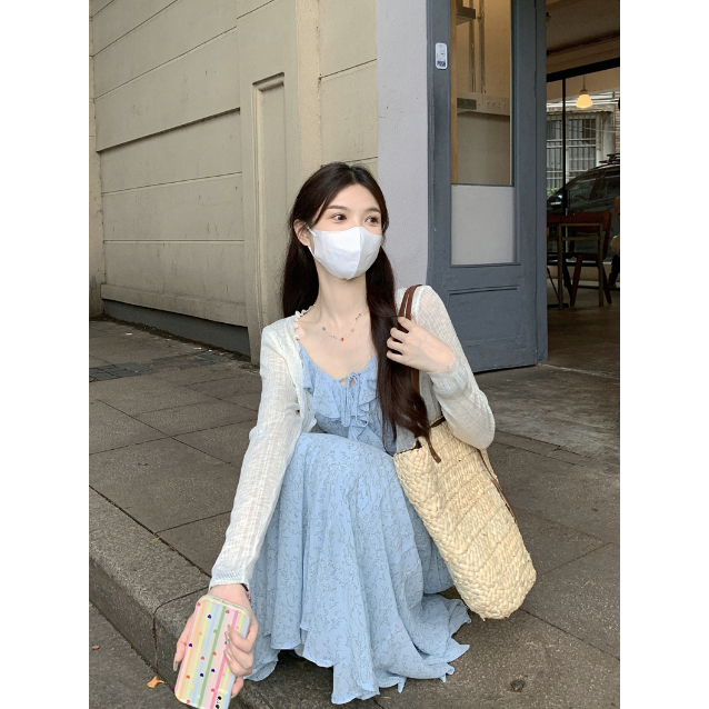 Váy Đuôi Cá Hai Dây Dáng Dài In Hoa Xanh Dương Đi Biển