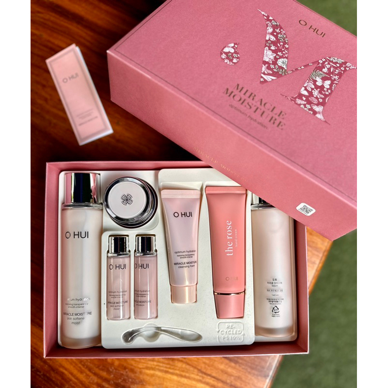 Chuẩn Auth - Set Ohui hồng Miracle Moisture chuyên về dưỡng ẩm căng mượt