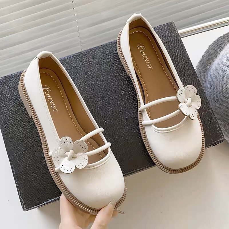 Giày buc bê nữ lobita 2cm cài hoa chất da mềm mại kiểu dáng thời trang