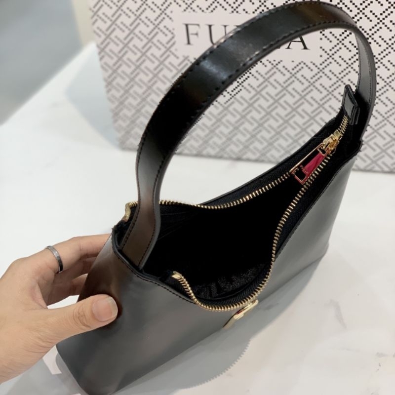 TÚI FURLA DIAMANTE KẸP NÁCH da bóng