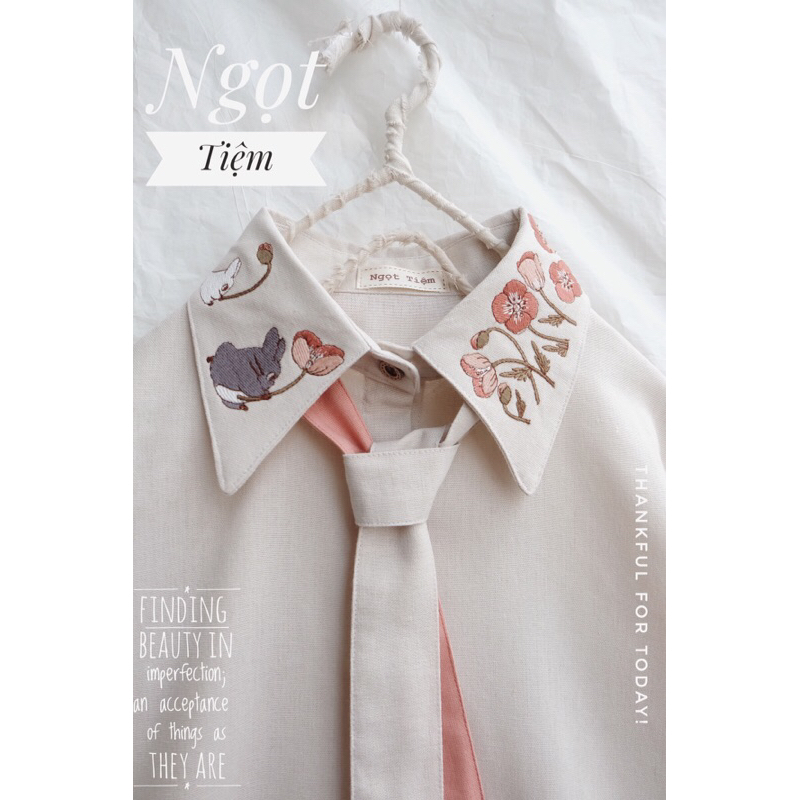 Áo sơ mi thêu totoro