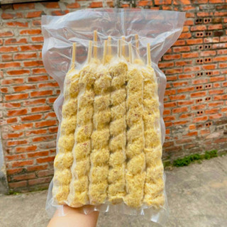 Xúc xích lốc xoáy ( túi 5c )