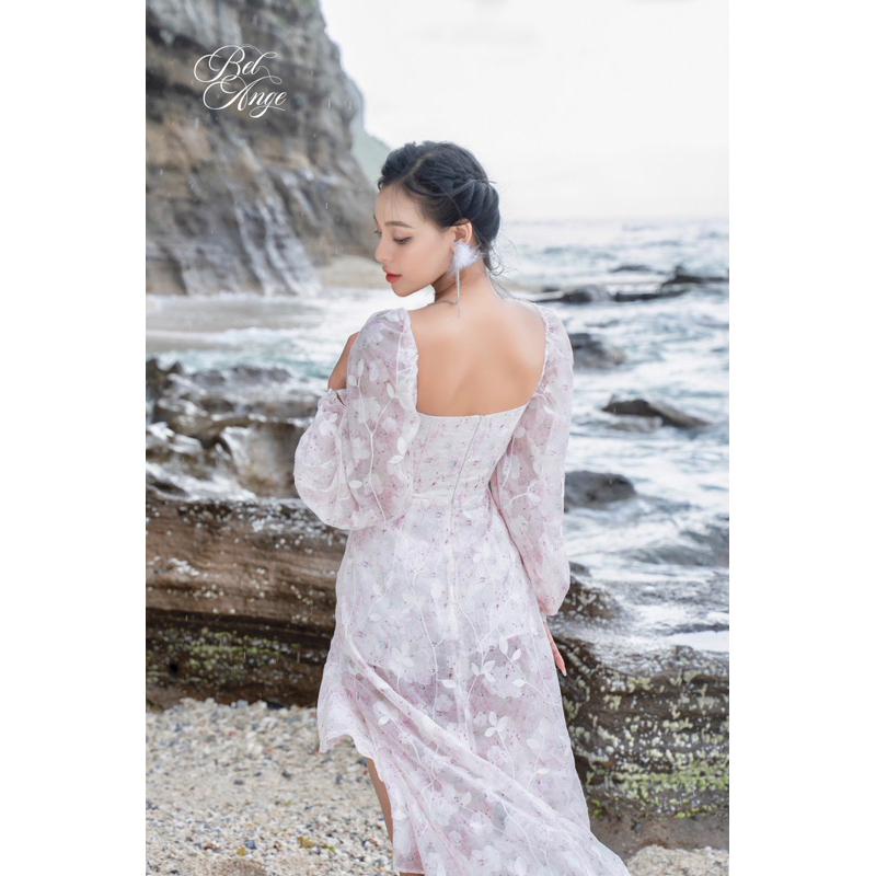 Bel Ange - Đầm đuôi cá tay dài vải voan thêu hoa cho mùa hè Mirabel Floral Dress
