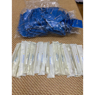 SET BÀN CHẢI KÈM KEM ĐÁNH RĂNG MINI DU LỊCH