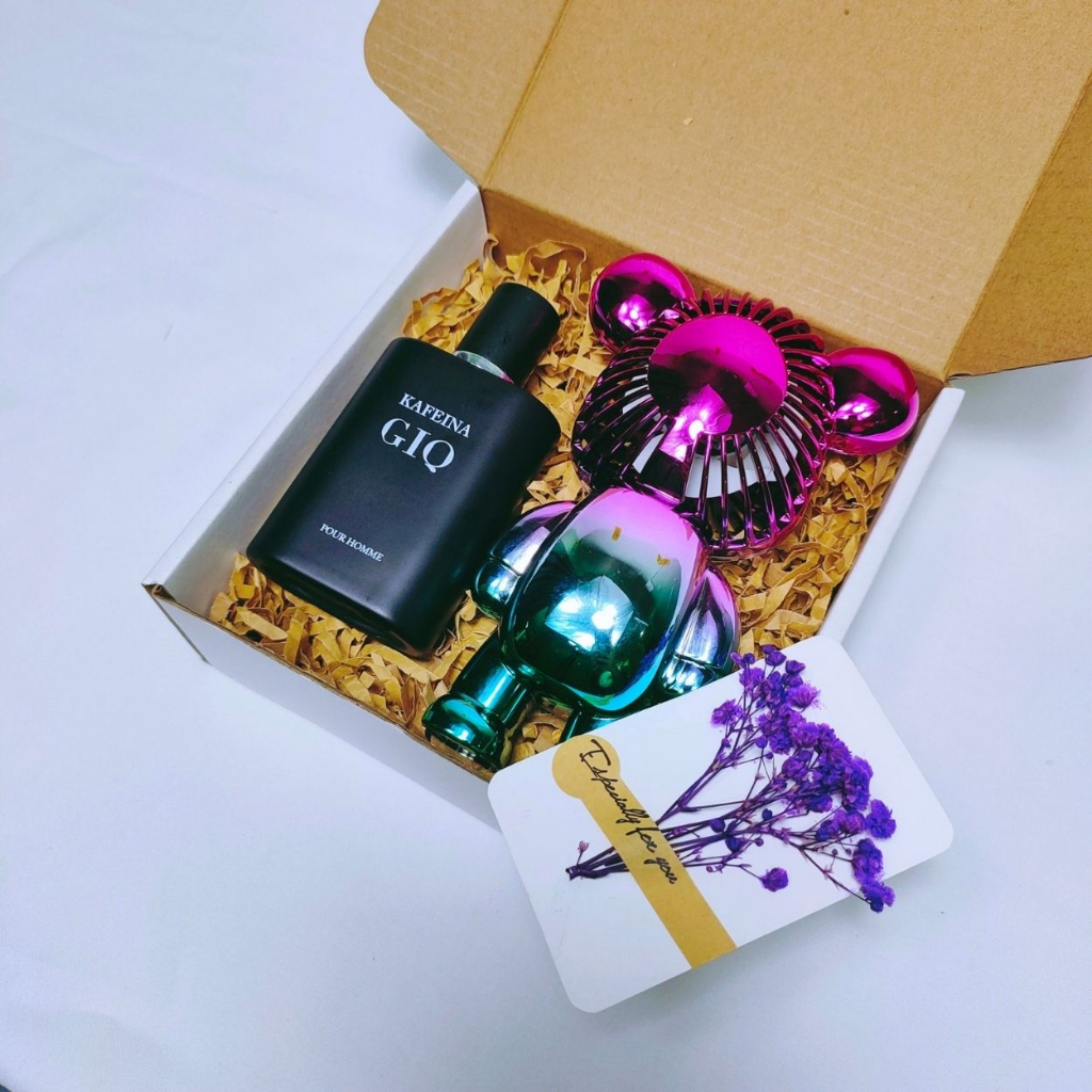 Quà Sinh Nhật Cho Nam, Dành Tặng Nam Gồm Nước Hoa Giò, Quạt, Thiệp, Kèm Túi