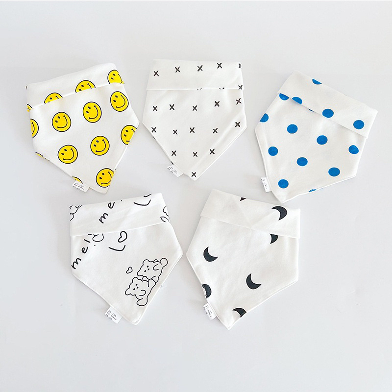 Khăn tam giác cho bé, sét 5 khăn yếm tam giác cotton mềm mịn phong cách Hàn Quốc cho bé trai bé gái siêu dễ thương.