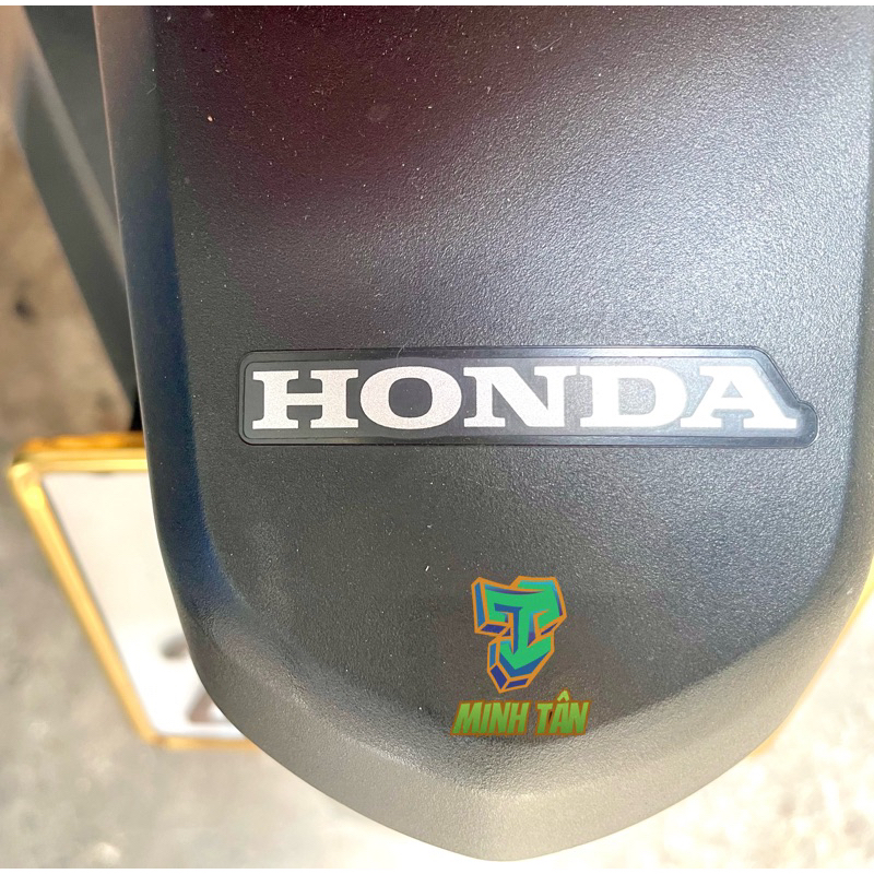 Tem honda zin nhỏ dán ở đuôi dè xe máy cho Vario, AirBlade, Sh, Future, Wave 125i
