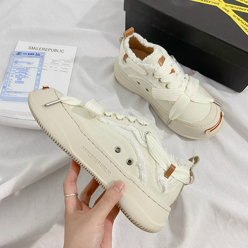 Smilerepublic 2022 Giày Vải Canvas Đế Dày Hở Ngón Hình Mặt Cười Phong Cách Ngôi Sao Siêu Dễ Phối Đồ Và Bền Màu Trắng