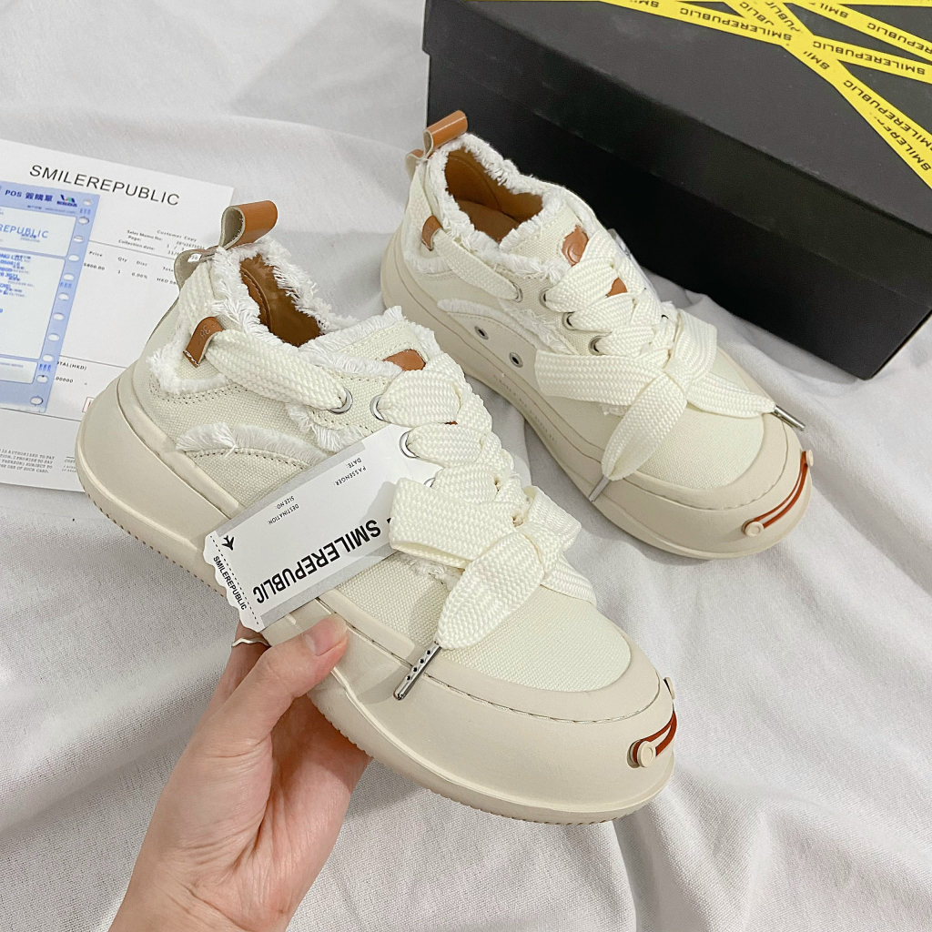 Smilerepublic 2022 Giày Vải Canvas Đế Dày Hở Ngón Hình Mặt Cười Phong Cách Ngôi Sao Siêu Dễ Phối Đồ Và Bền Màu Trắng