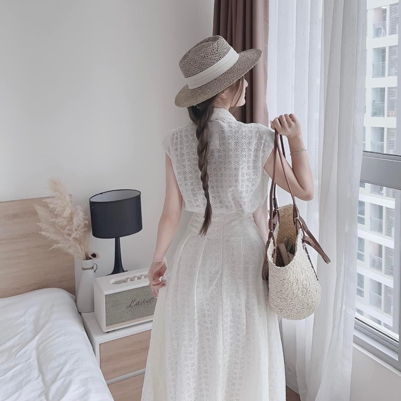 Set sơmi chân váy ren hoa