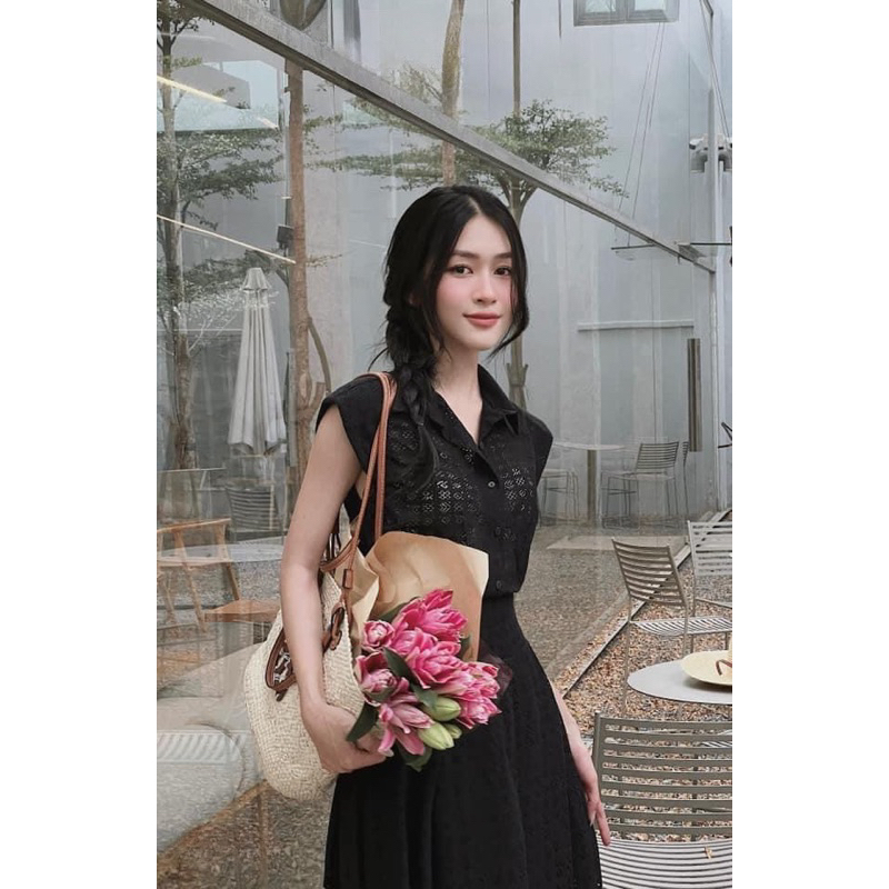 Set sơmi chân váy ren hoa