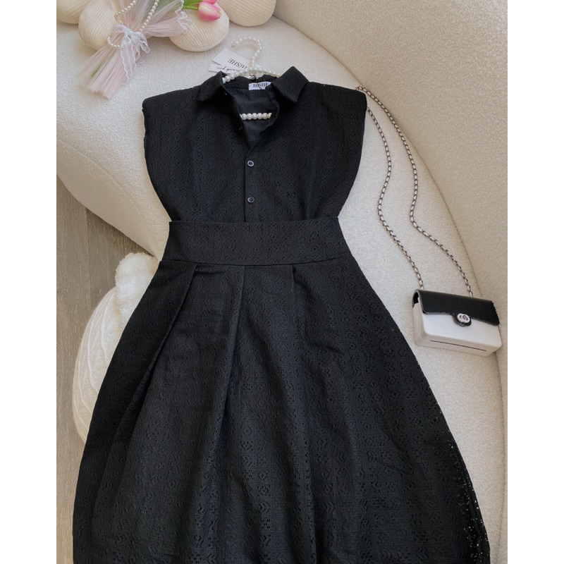 Set sơmi chân váy ren hoa