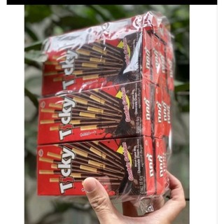 bánh que Ticky thái lan