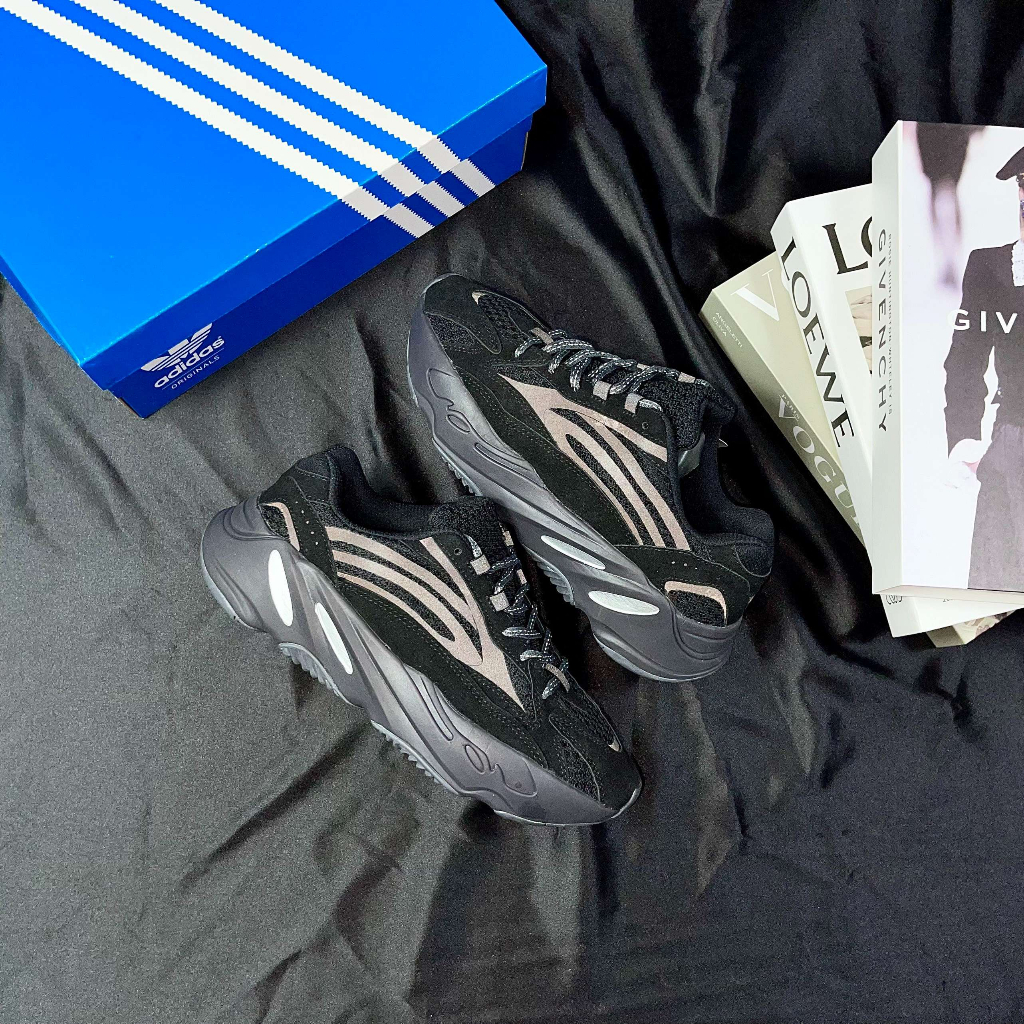 Giày Thể Thao Yz700 STT Đen Phản Quang Full Box Hàng Cao Cấp. Nghĩa Đăng Sneaker