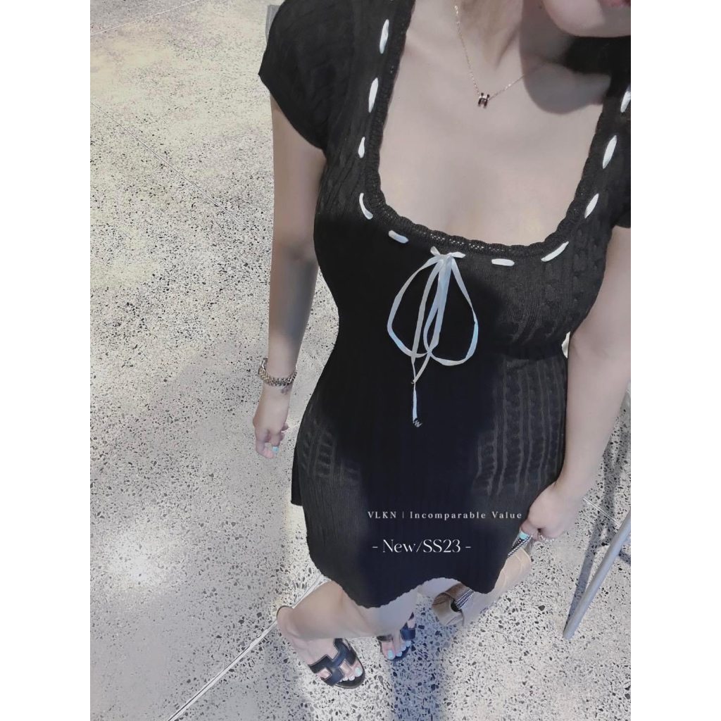 Đầm len dây viền nơ tiểu thư