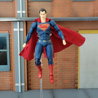 Mô hình Action figure MAFEX The Flash trong Justice League