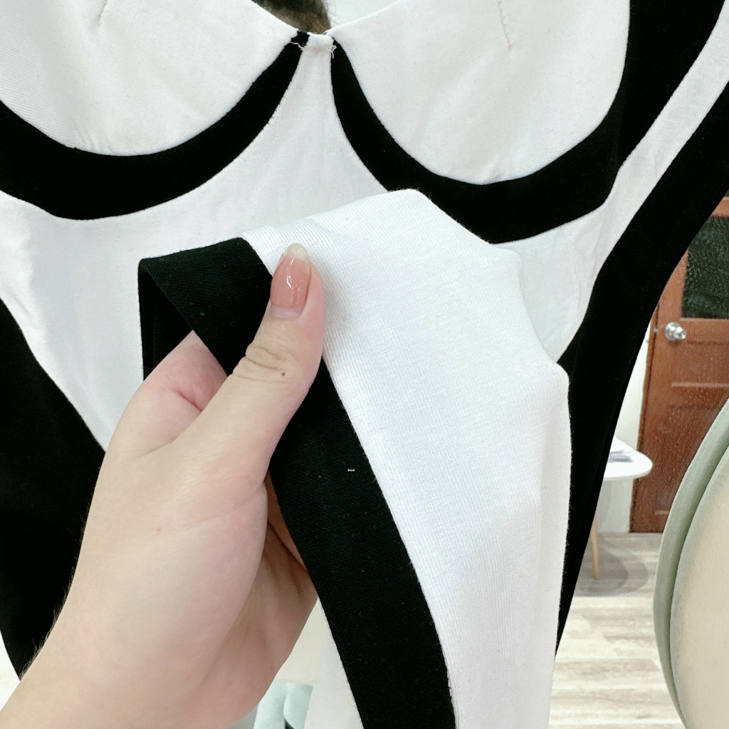 Váy Body Dáng Dài Viền Đen, Chất Zip Sịn Loại 1 Siêu Hot Hit