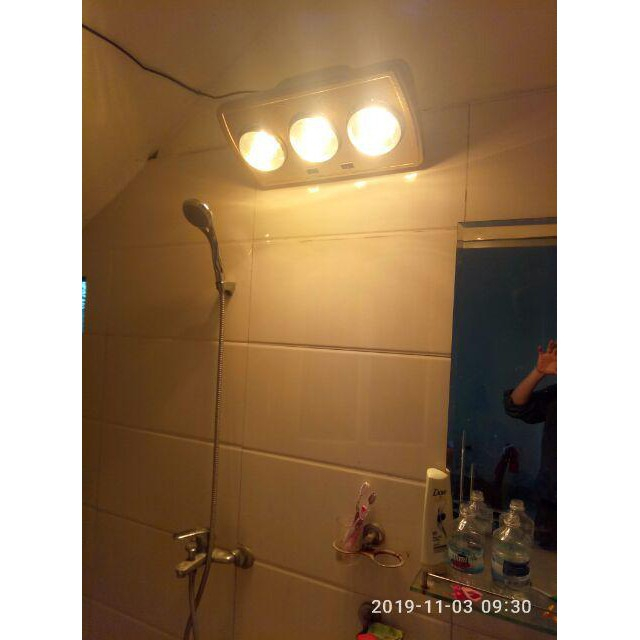 Đèn sưởi nhà tắm 3 bóng TLCLighting - Đèn sưởi, trang trí nhà tắm công suất 275W x 3 bóng Vàng