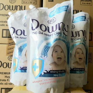 Nước Xả Vải Downy Đ𝗮̣̂𝗺 Đ𝗮̣̆𝗰 1.35 Lít Lưu Hương Lâu