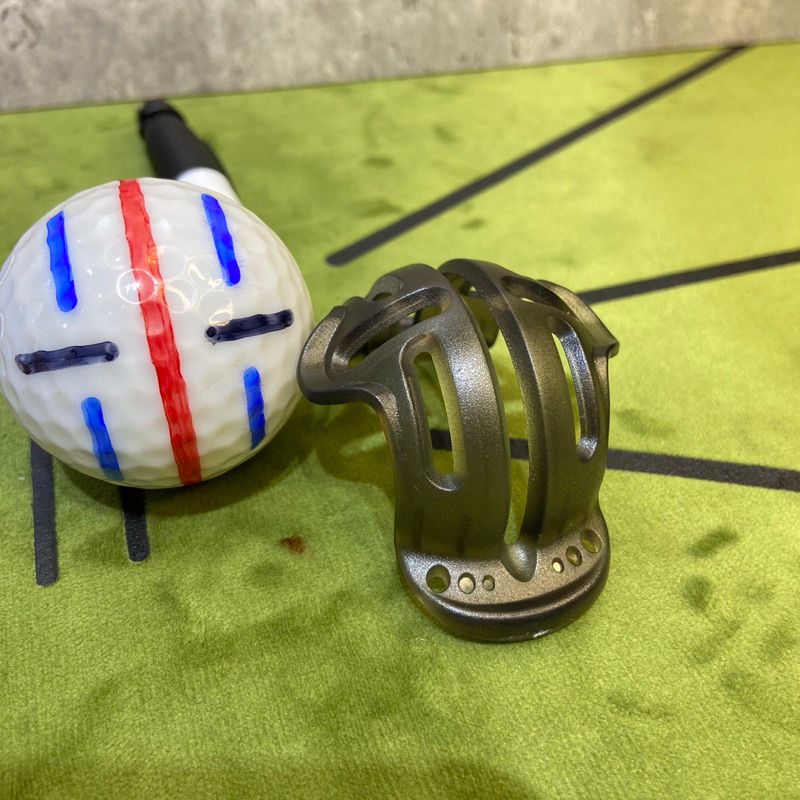 Dụng cụ kẻ like bóng Golf, tặng kèm 1 bút lông dầu.