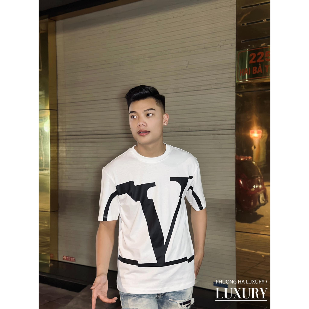 Áo Thun Tay Lỡ LV Họa Tiết Chữ V Mặt Trước Bản Siêu Cấp Neww 2023
