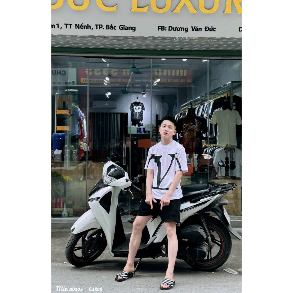 Áo Thun Tay Lỡ LV Họa Tiết Chữ V Mặt Trước Bản Siêu Cấp Neww 2023