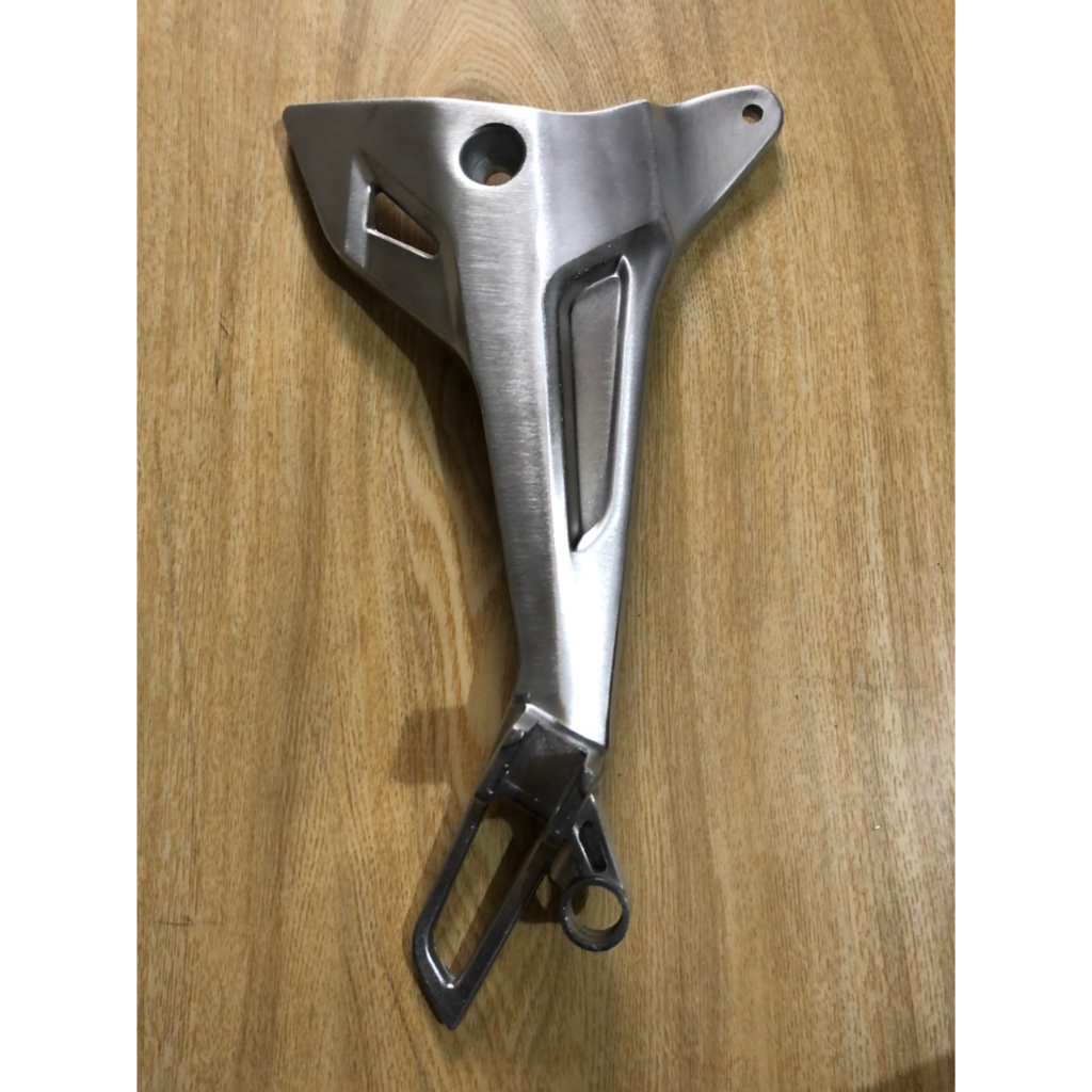 BÁT GÁC CHÂN CHO FUTURE NEO ĐỜI 2005-2010 RÁP LÊN ZIN THEO XE KHÔNG CHẾ CHÁO