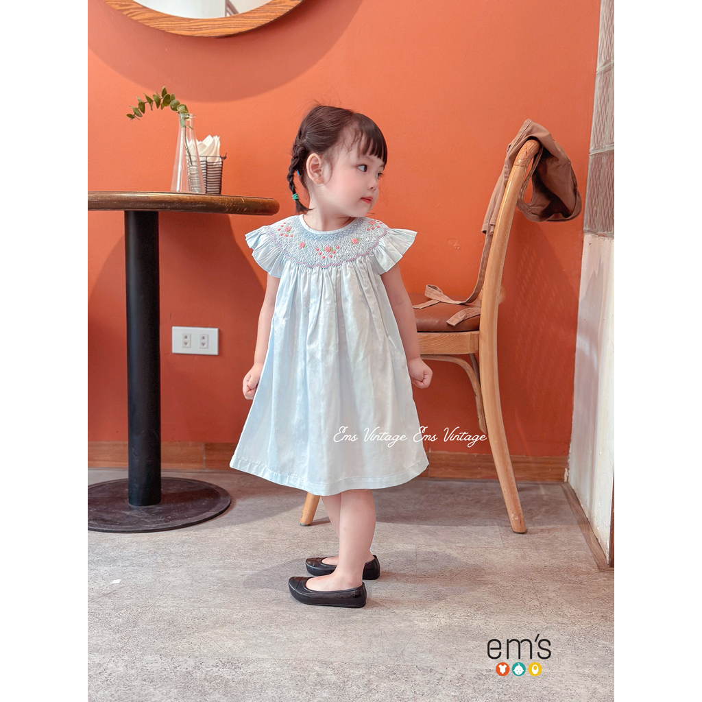 Váy smock thêu tay bé gái xanh ngọc em's