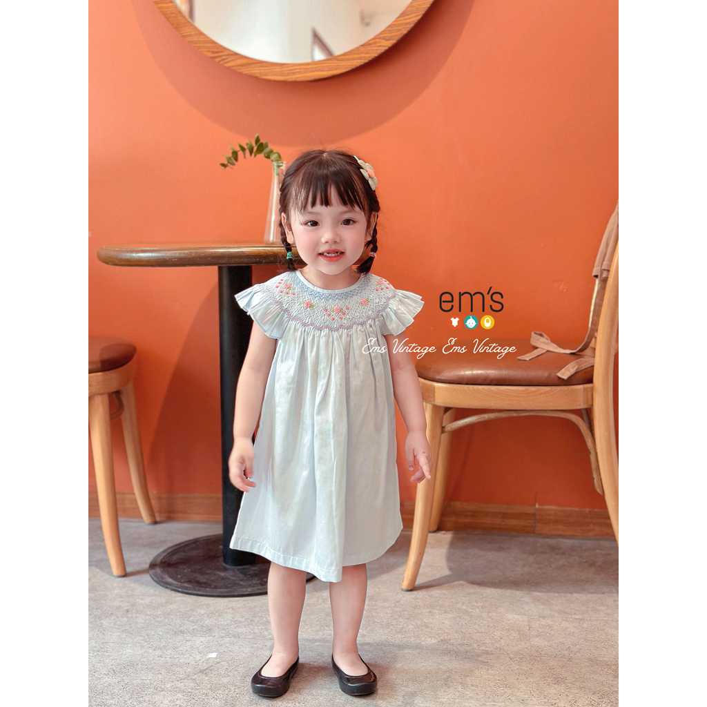 Váy smock thêu tay bé gái xanh ngọc em's