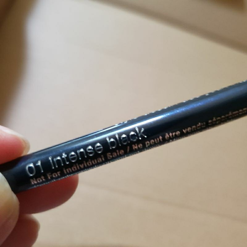 Bút chì eyeliner Clinique Quick liner for eyes intense 0.14g