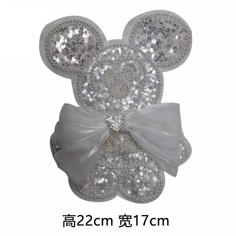 Decal trang trí áo váy