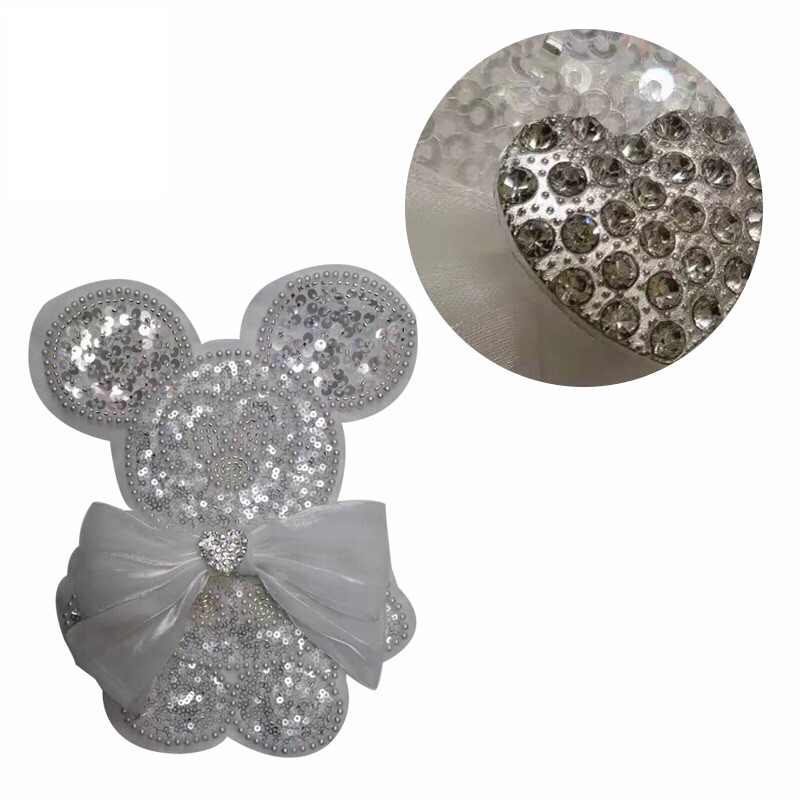 Decal trang trí áo váy