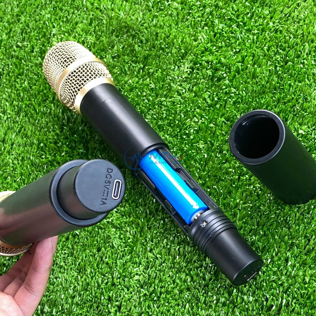 Loa Bluetooth Karaoke Booms Bass M4203 Bass Mạnh, Kèm 2 Micro Không Dây Bảo Hành 12 Tháng