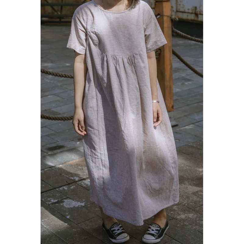 Váy babydoll cổ tròn