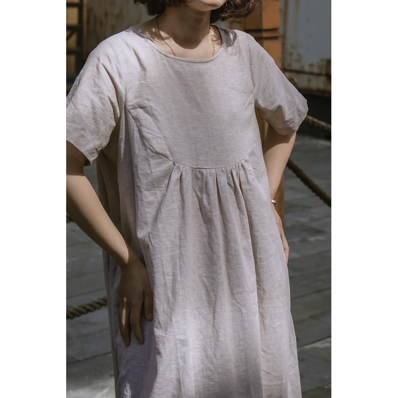 Váy babydoll cổ tròn