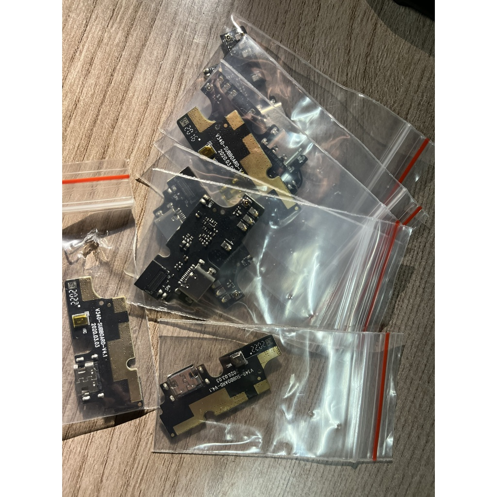 Bo sạc / Chân sạc hàn main Vsmart Star 4