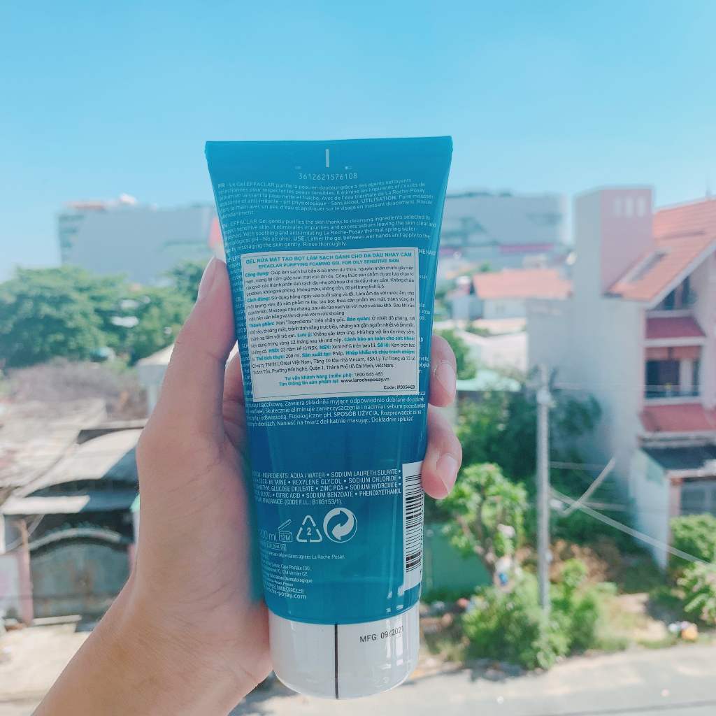 Sữa Rửa Mặt La Roche Posay Làm Sạch Da Cho Da Dầu Mụn Nhạy Cảm Effaclar Gel 200ml_Tín đồ skincare