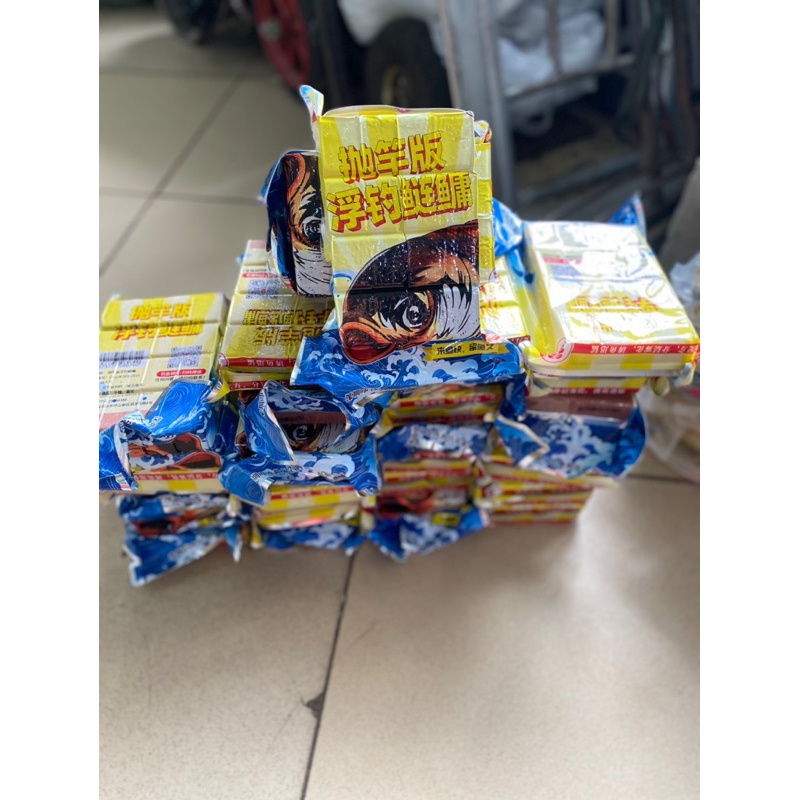 MỒI GẠCH CÂU CÁ MÈ HIỆU QUẢ CAO GÓI 900G 16 VIÊN