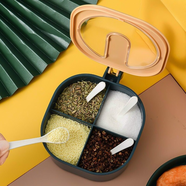 HỘP GIA VỊ 4 NGĂN NẮP TRONG KÈM THÌA MỚI