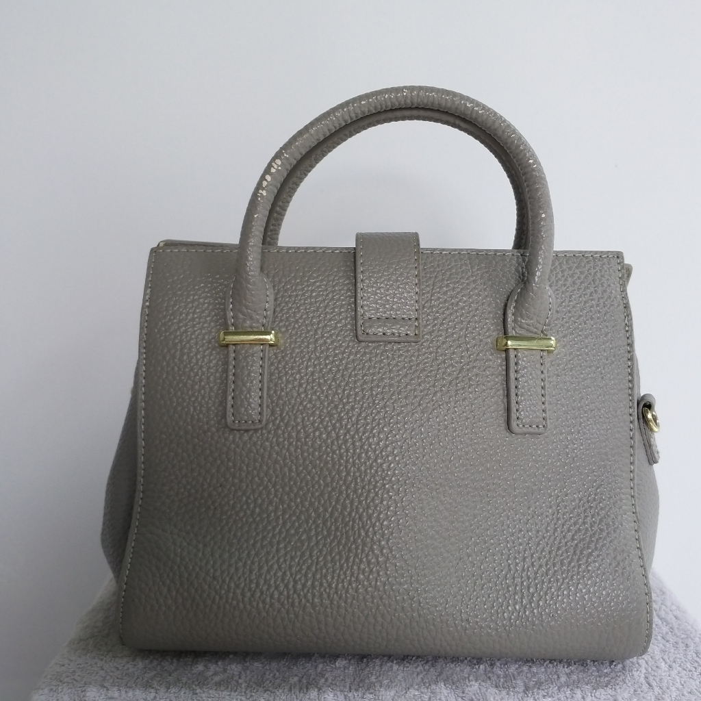 Túi xách nữ dành cho quý cô công sở, siêu xinh siêu sang, lỗi nhẹ bán tặng kèm đơn