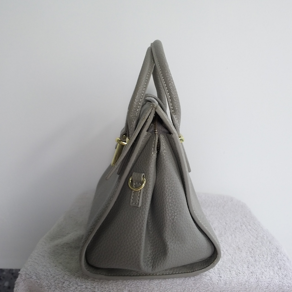 Túi xách nữ dành cho quý cô công sở, siêu xinh siêu sang, lỗi nhẹ bán tặng kèm đơn