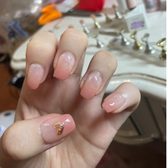 Nailbox Ombre hồng mắt mèo trái tim