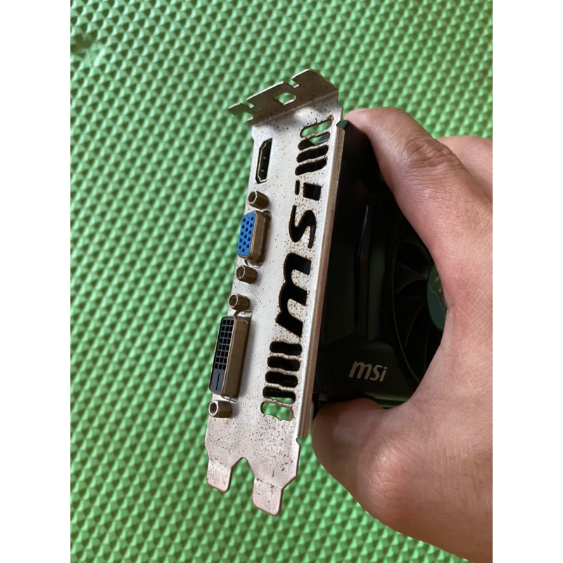 Card màn hình msi gt740-1gd5