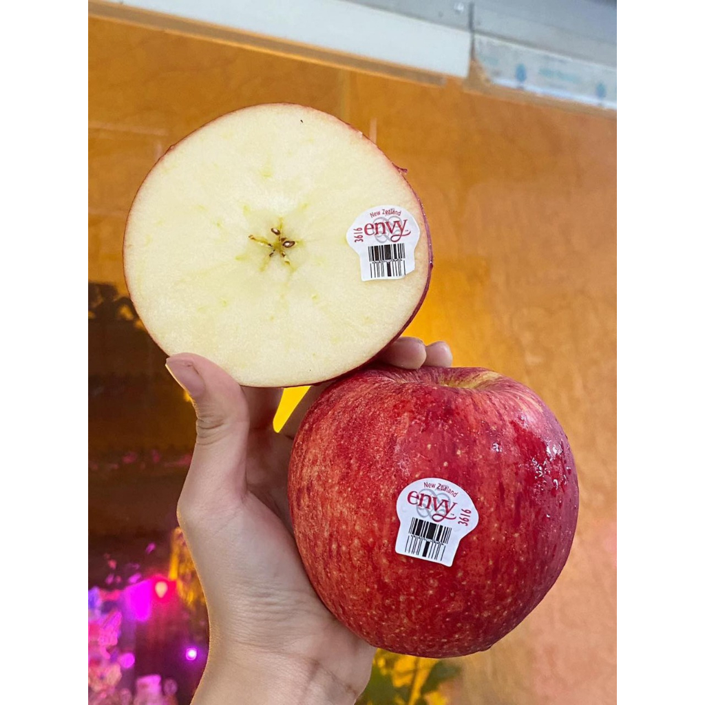 CHỈ GIAO HỎA TỐC TP HCM TÁO ĐỎ ENVY SIZE 70