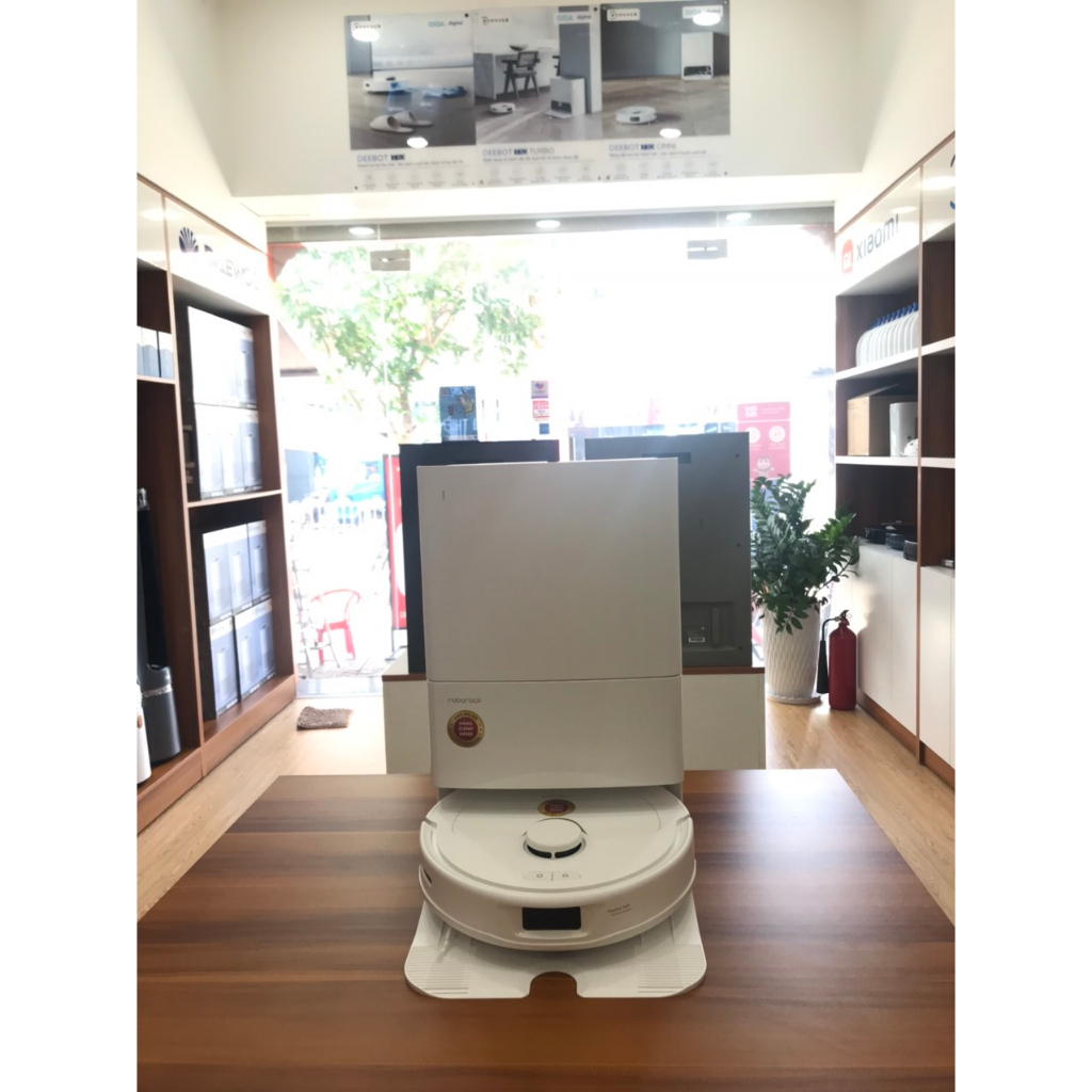 🍀MỚI 2023🍀Robot hút bụi lau nhà Roborock Q Revo Tự động giặt giẻ,Tự động đổ rác, Lực hút 5500 PA, Bảo hành 24 tháng
