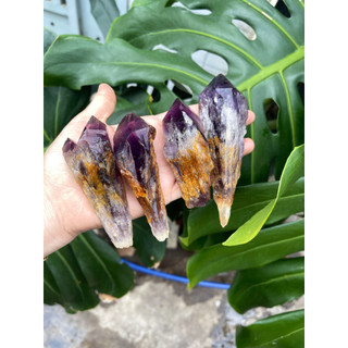 Que thô màu tím (Bahia Amethyst) dài 7-8cm