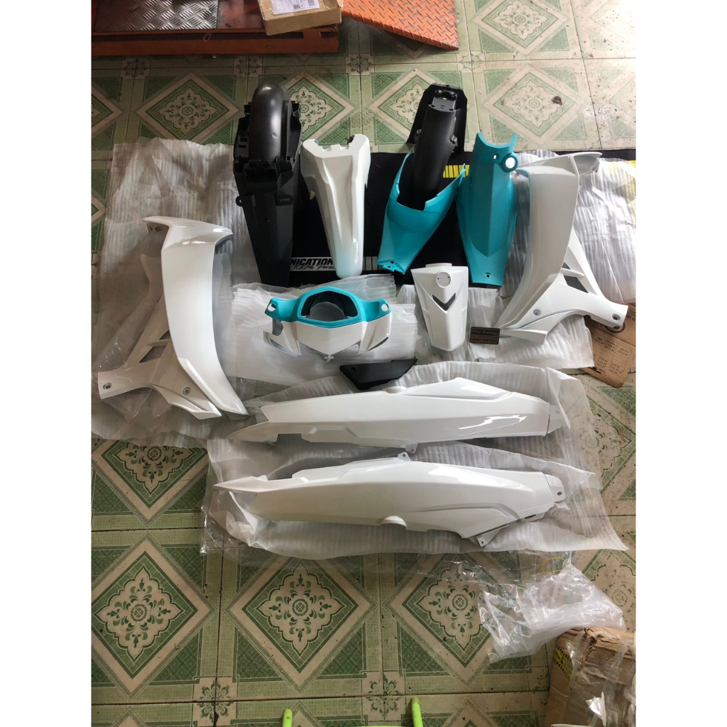 bộ nhựa nhám 3 món sử dụng sirius 50cc/ 110 xăng cơ.đầu pha to, dè trước zin.