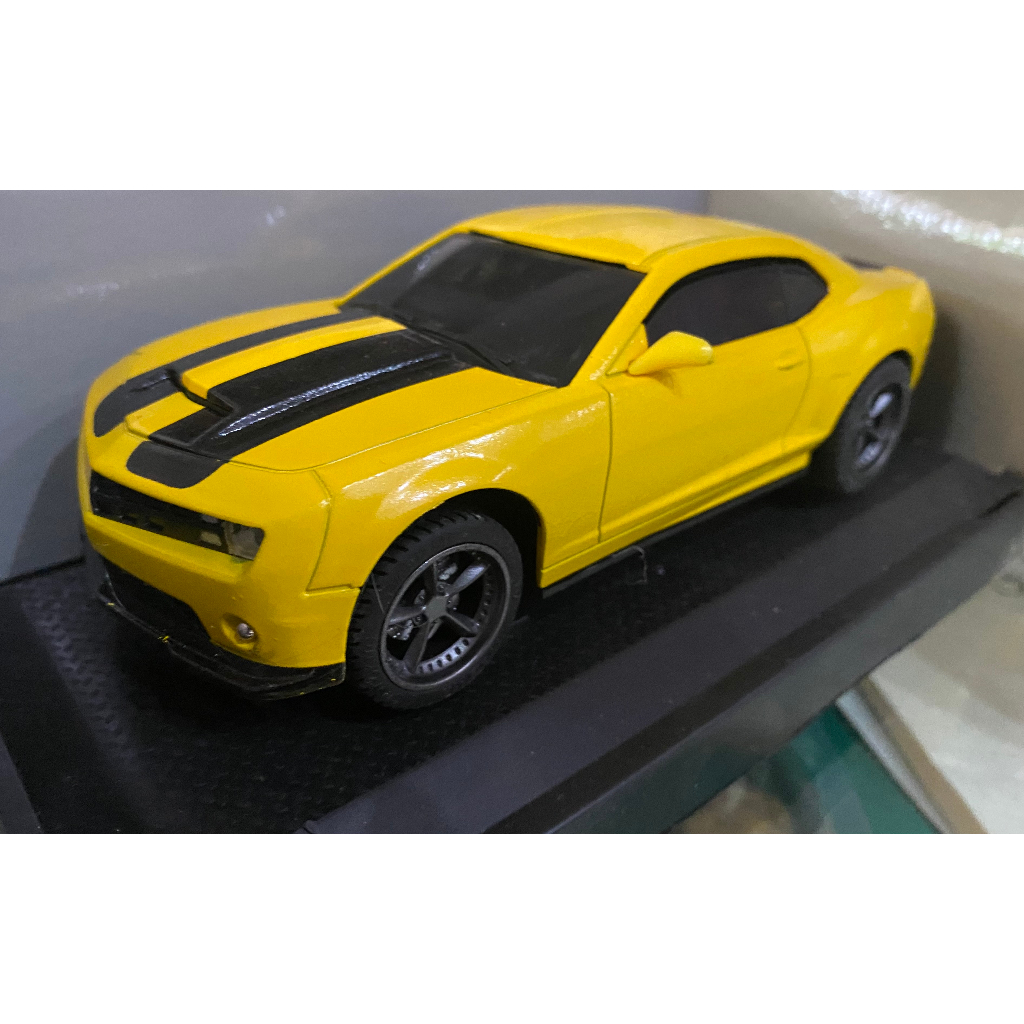 Xe điều khiển  chevelo  pin sạc 1:24  Kèm Pin Sạc 4.8V có đèn trước, đèn sau LG-02A